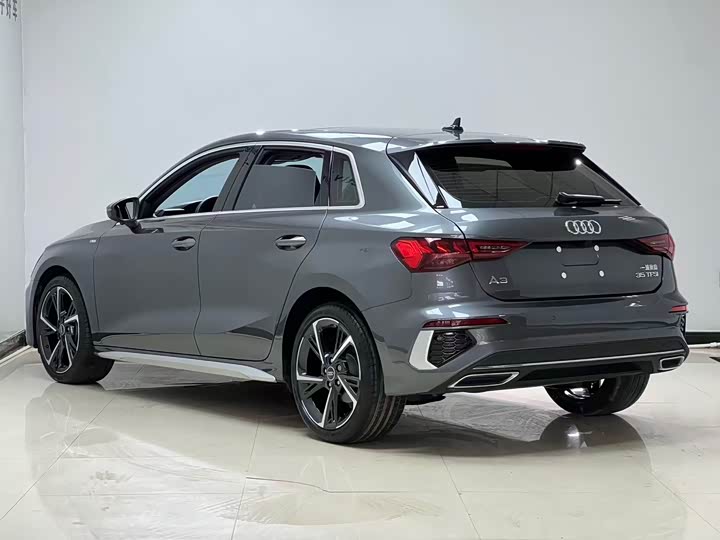 Audi A3, 2023 — фото 4 из 9