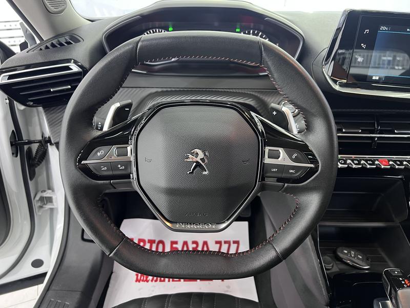 Peugeot 2008, 2022 — фото 11 из 12