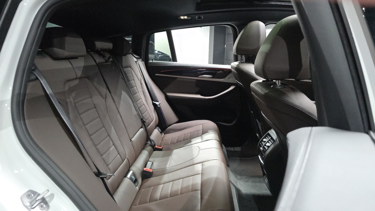BMW X4, 2025 — фото 10 из 12