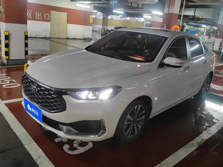 Ford Escort, 2022 — купить в Белгороде под ключ