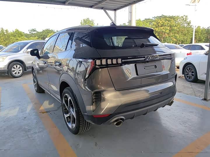 Lynk & Co 06 EM-P Hybrid, 2021 — фото 5 из 9
