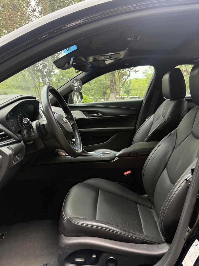 Cadillac CT4, 2022 — фото 9 из 11