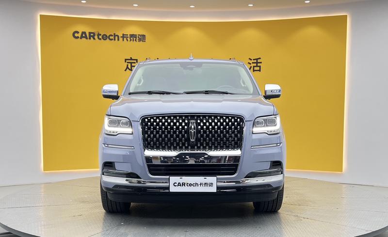 Lincoln Navigator, 2022 — фото 2 из 12