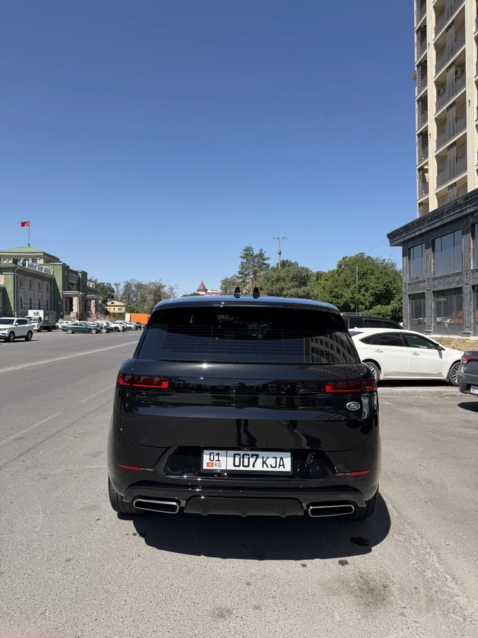 Land Rover Range Rover Sport, 2023 — фото 5 из 11