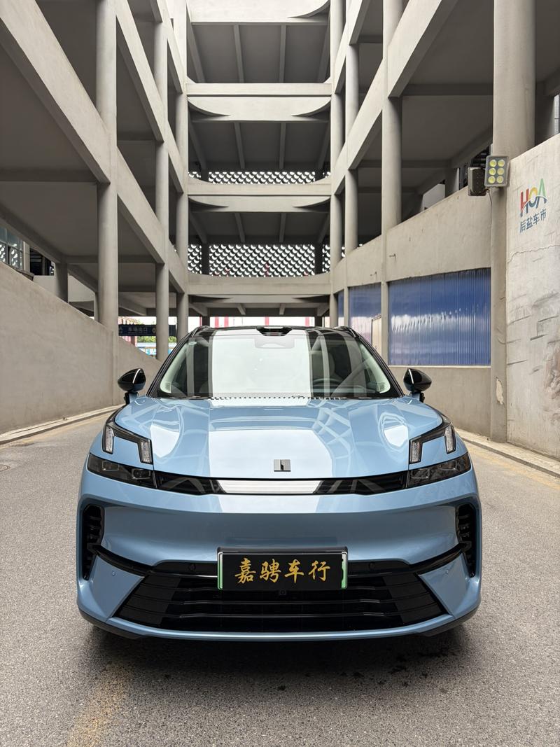Lynk & Co 08 EM-P Hybrid, 2025 — фото 2 из 12