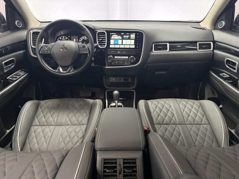 Mitsubishi Outlander, 2021 — фото 7 из 12