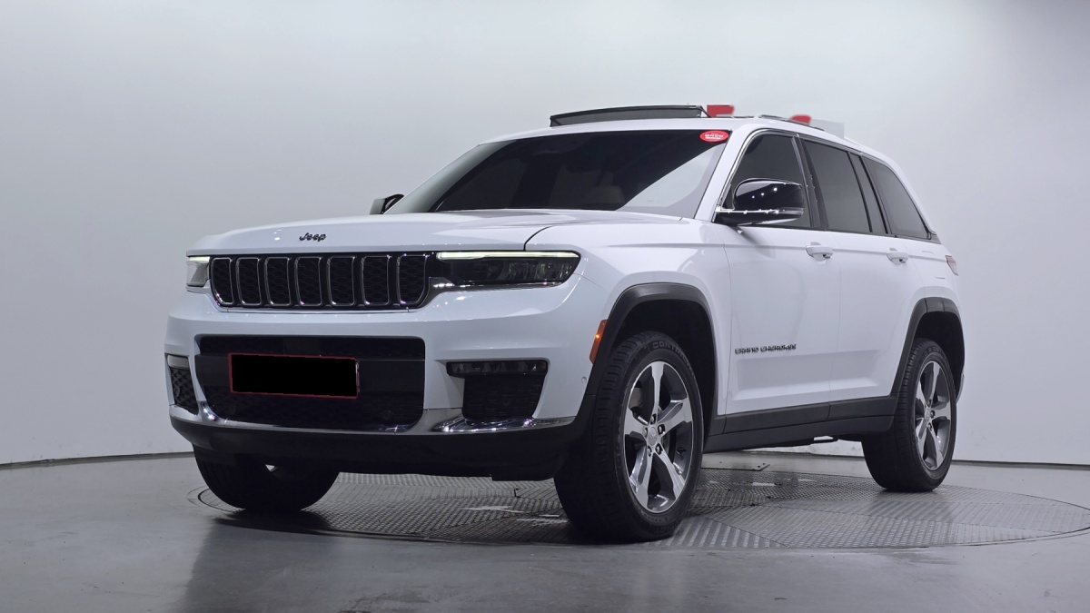 Jeep Cherokee, 2023 — купить в Уфе под ключ
