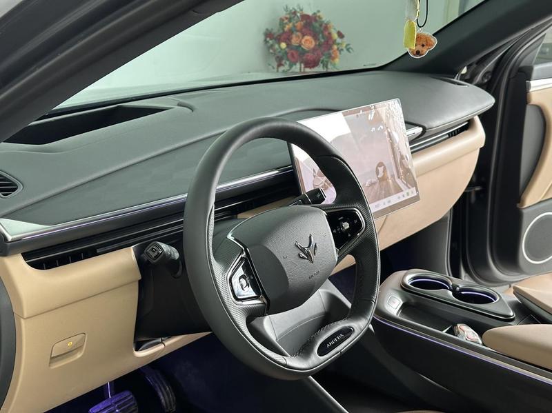 BAIC Arcfox Alpha T5, 2024 — фото 9 из 12