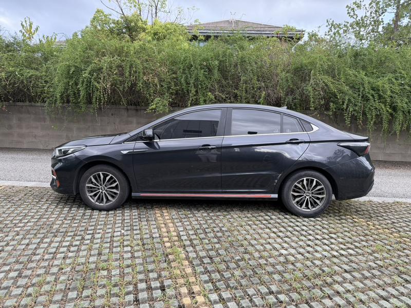 Chery Omoda S5 (Arrizo 5 Plus), 2023 — фото 4 из 12