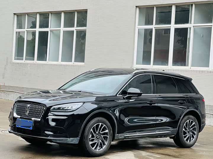 Lincoln Corsair, 2022 — купить в Брянске под ключ