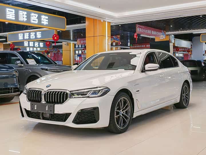 BMW 5 Series Hybrid, 2022 — купить в Казани под ключ