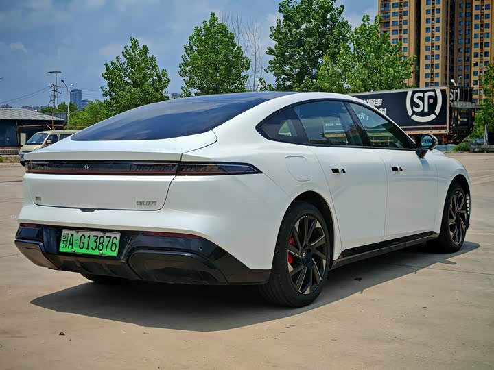 Dongfeng Yipai eπ 007, 2024 — фото 8 из 9