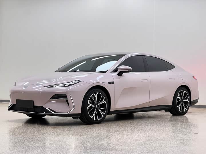Geely Galaxy E8, 2025 — купить в Саратове под ключ