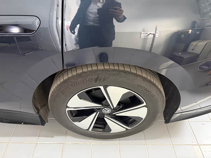Volkswagen ID.7 Vizzion, 2024 — фото 8 из 9