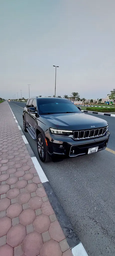 Jeep Grand Cherokee, 2023 — фото 4 из 10