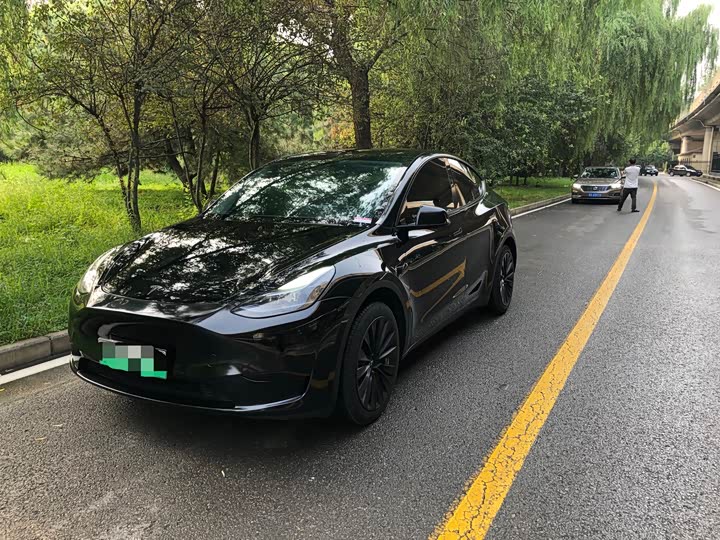 Tesla Model Y, 2023 — купить в Липецке под ключ