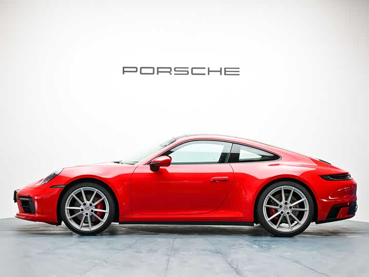 Porsche 911, 2022 — фото 3 из 9
