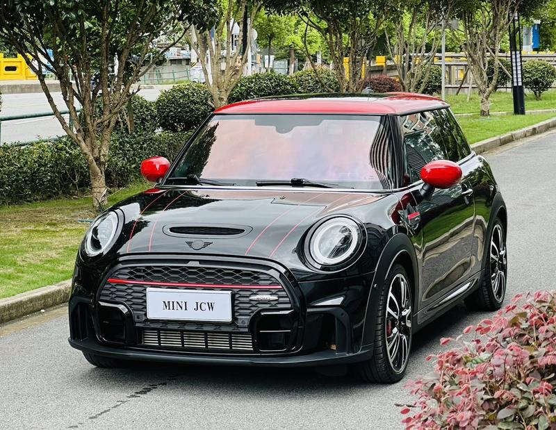Mini Mini JCW, 2022 — купить в Смоленске под ключ