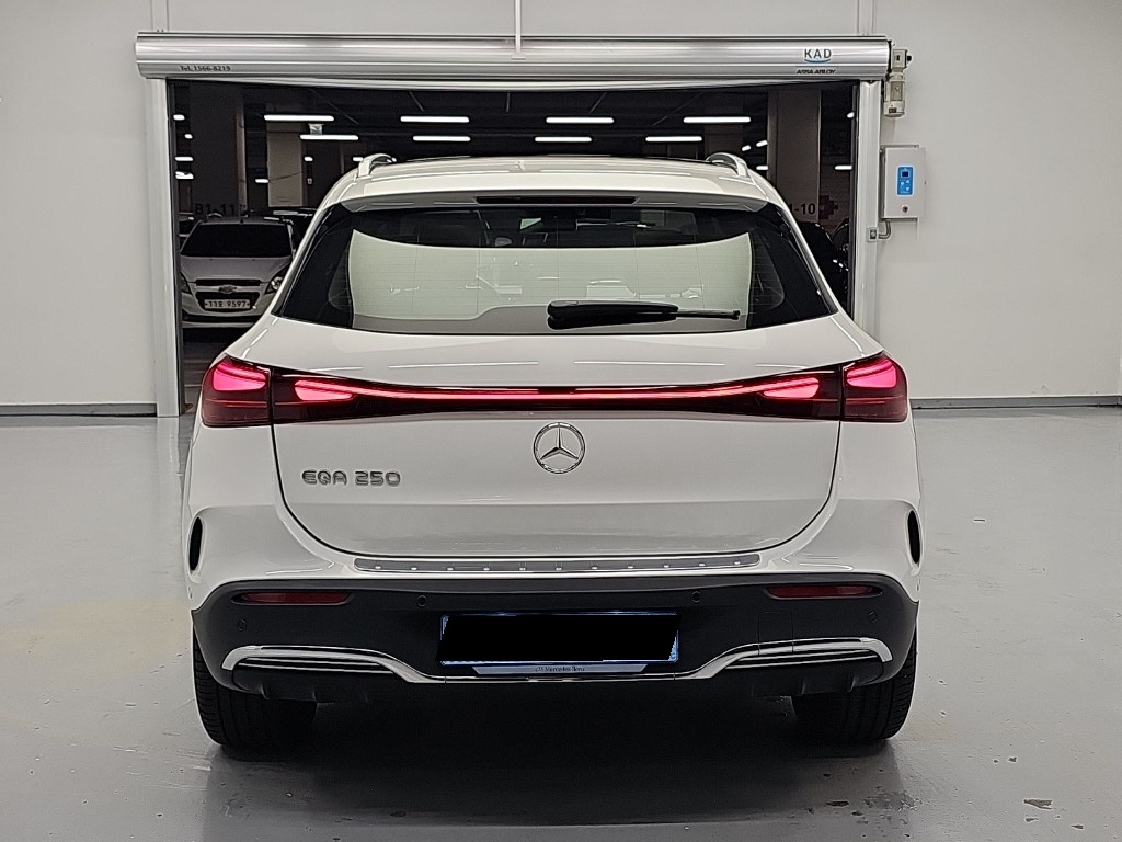 Mercedes-Benz EQA, 2025 — фото 3 из 12