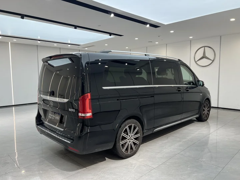 Mercedes-Benz V-Class, 2025 — фото 7 из 12
