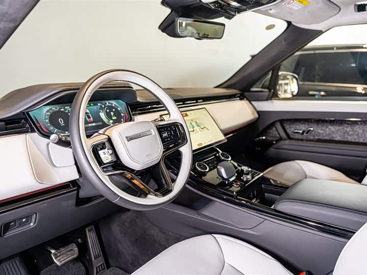 Land Rover Range Rover Sport Hybrid, 2024 — фото 6 из 9
