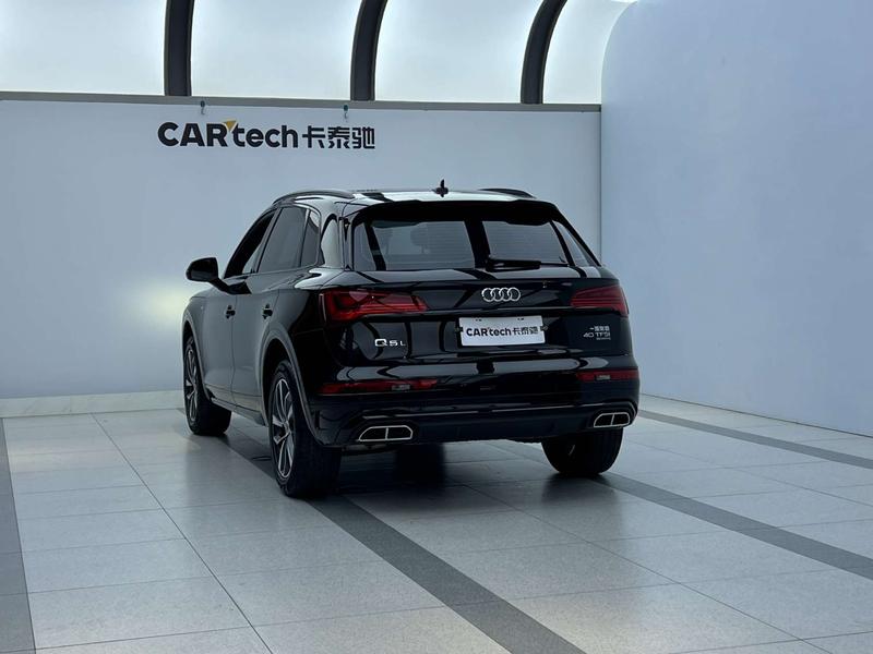 Audi Q5L, 2024 — фото 3 из 7