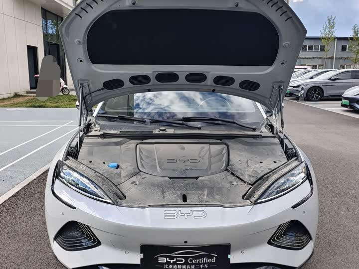 BYD Seal, 2024 — фото 2 из 9