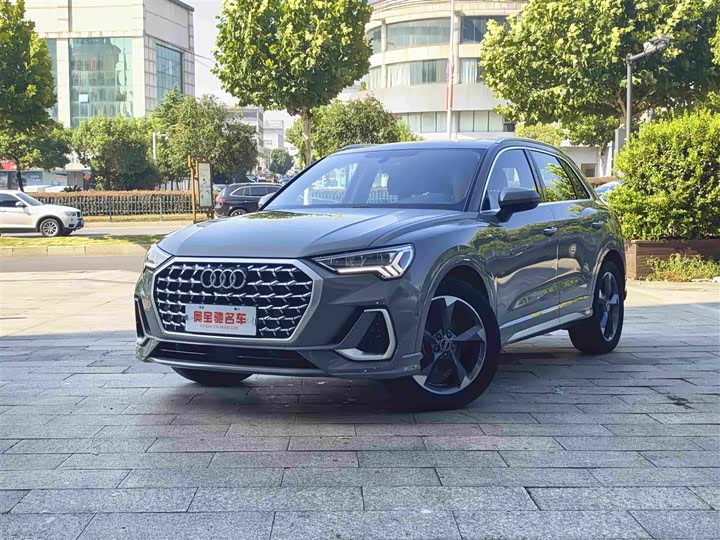 Audi Q3, 2023 — купить в Саранске под ключ