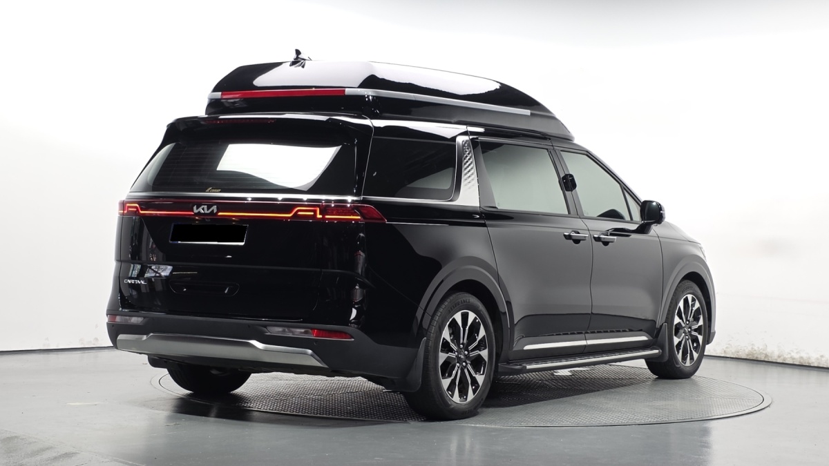 Kia Carnival, 2023 — фото 2 из 12