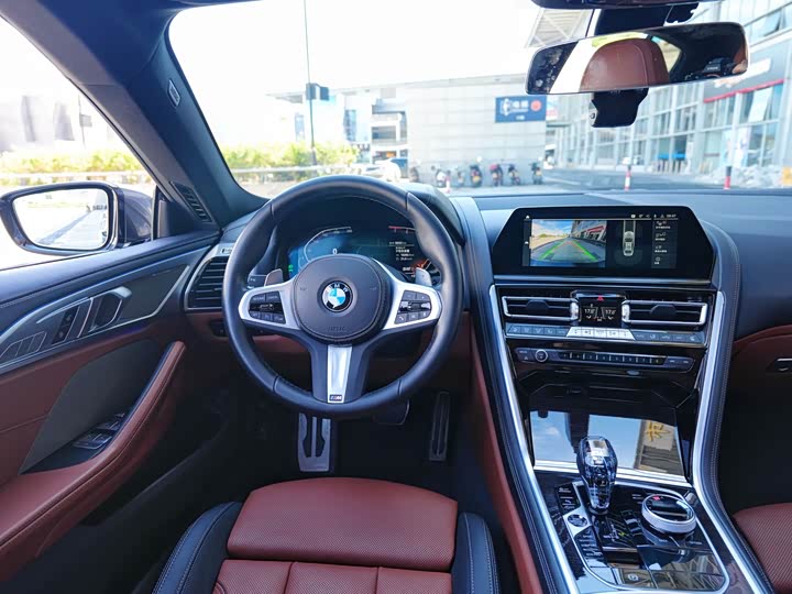 BMW 8 Series, 2022 — фото 6 из 9