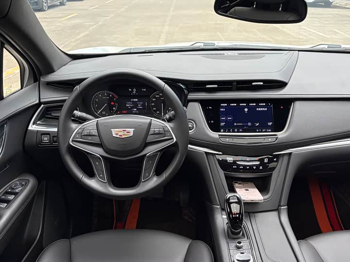 Cadillac XT5, 2022 — фото 9 из 9