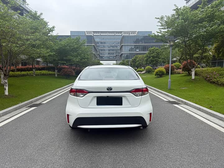 Toyota Levin, 2022 — фото 6 из 9