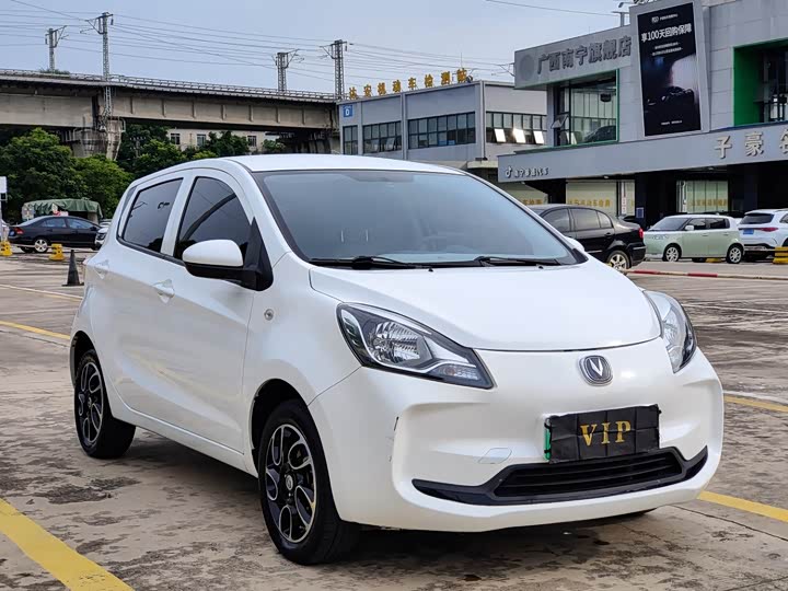 Changan BenBen E-Star, 2022 — фото 3 из 9