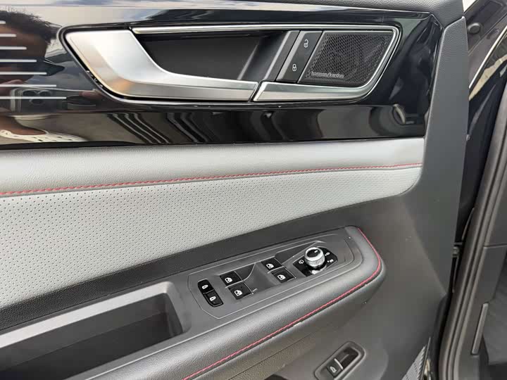 Volkswagen Teramont X, 2023 — фото 5 из 9