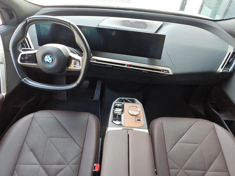 BMW iX, 2024 — фото 9 из 12