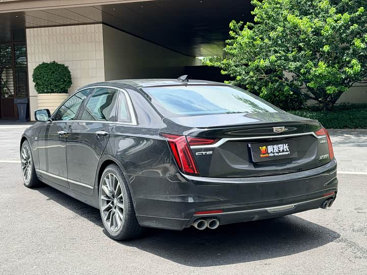 Cadillac CT6, 2021 — фото 9 из 9