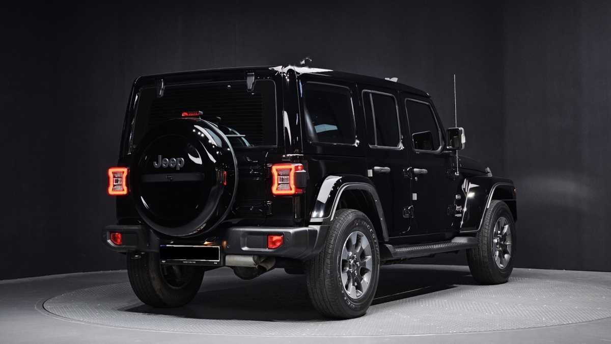Jeep Wrangler, 2022 — фото 2 из 12