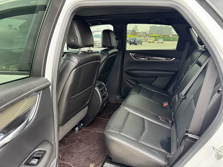 Cadillac XT5, 2022 — фото 5 из 9