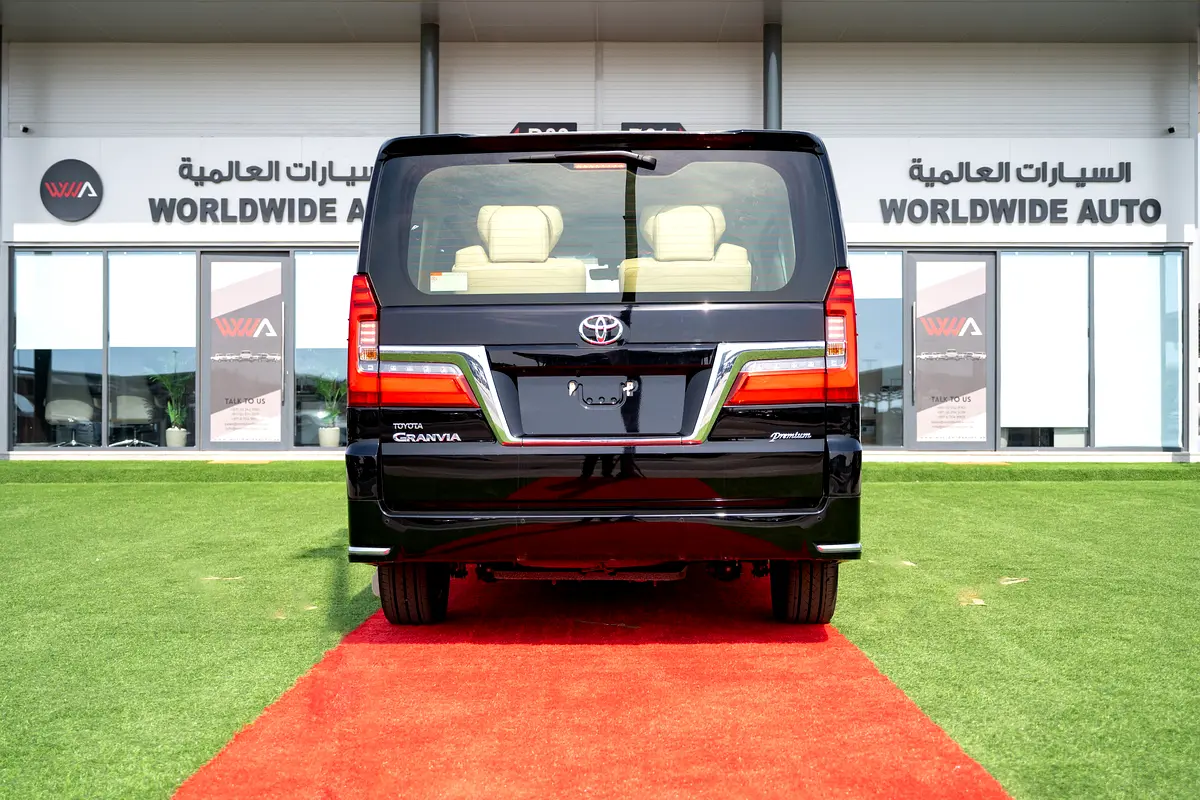 Toyota Granvia, 2026 — фото 4 из 10
