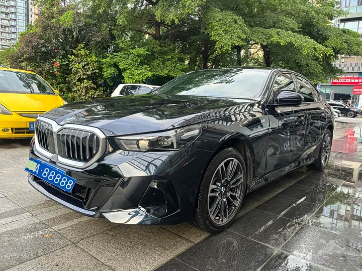 BMW 5 Series, 2024 — купить в Белгороде под ключ