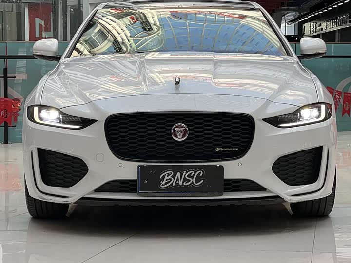 Jaguar XE L, 2022 — фото 5 из 9