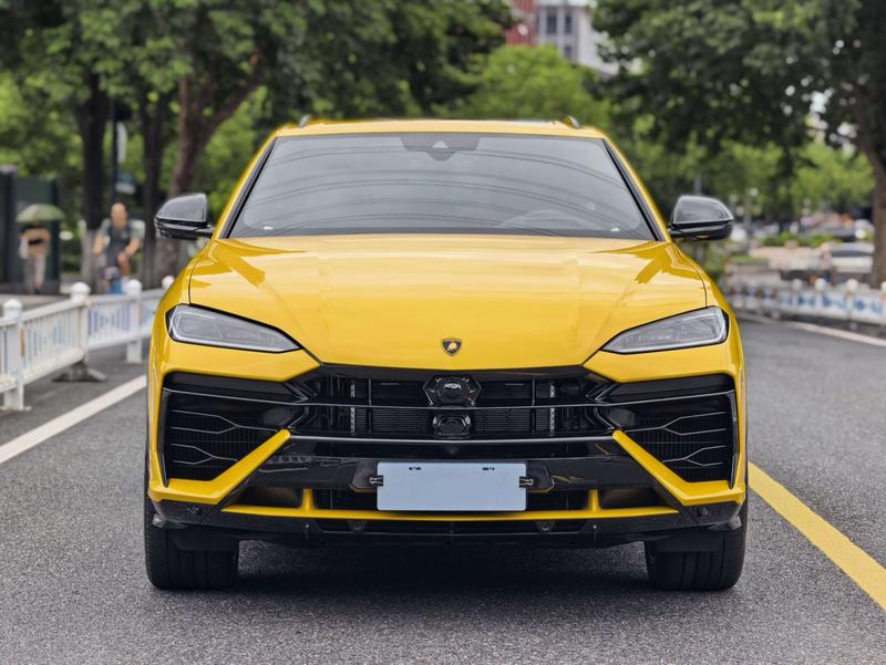 Lamborghini Urus SE, 2025 — фото 2 из 9