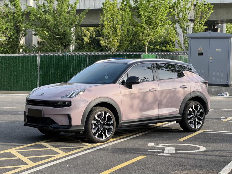 Lynk & Co 06, 2024 — купить в Твери под ключ