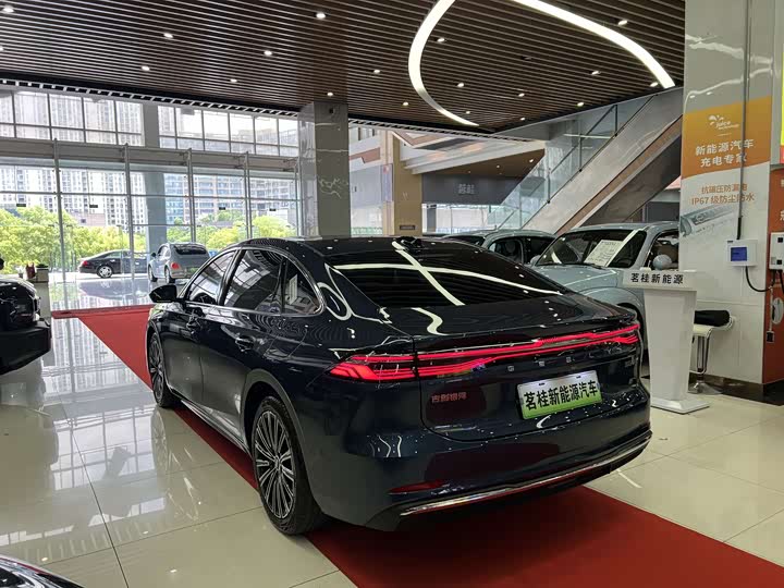 Geely Galaxy A7, 2025 — фото 4 из 9