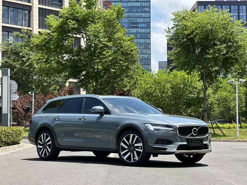 Volvo V90, 2021 — фото 3 из 10