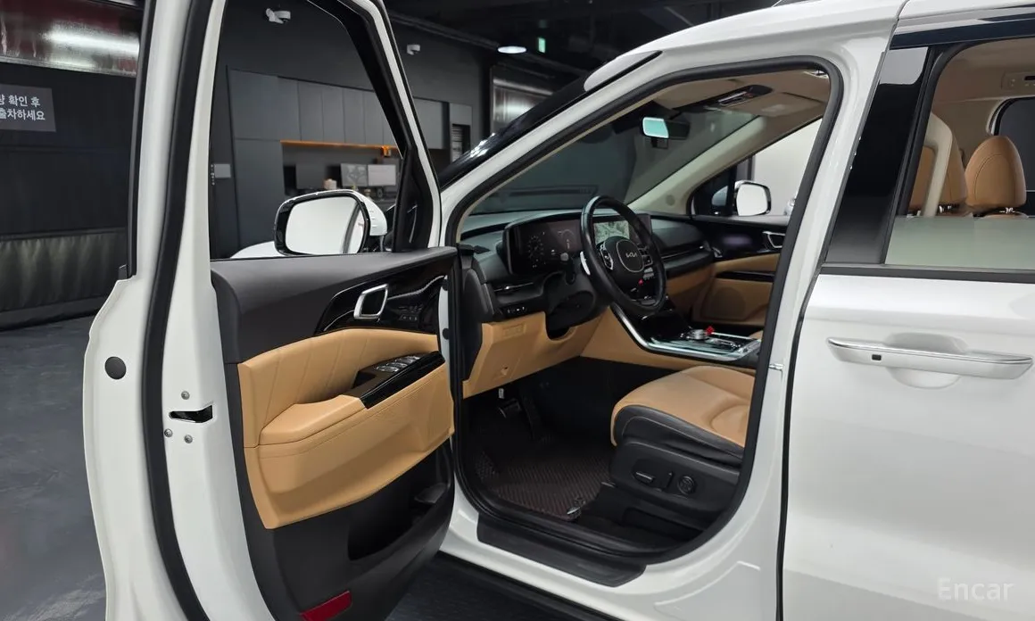 Kia Carnival, 2021 — фото 11 из 12