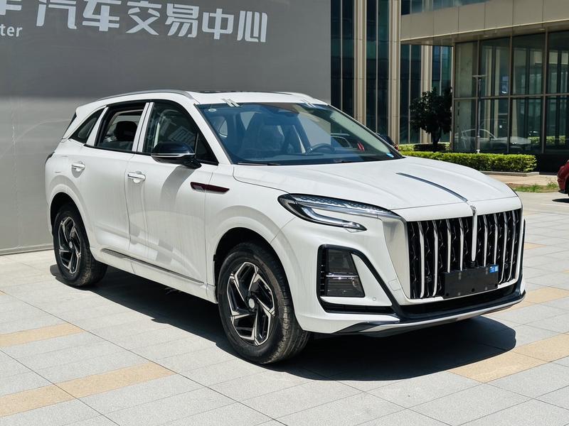 Hongqi HS3, 2025 — фото 3 из 12