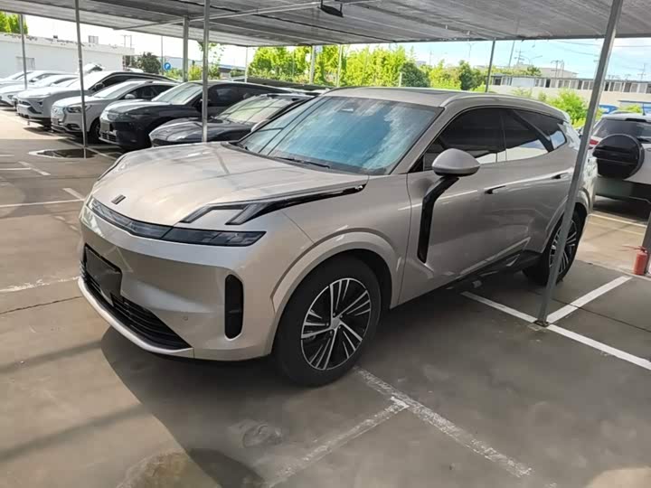 Lynk & Co 08 EM-P Hybrid, 2024 — купить в Орле под ключ