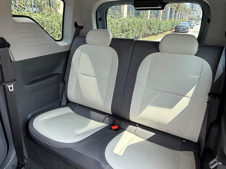 Geely Galaxy Panda Mini, 2025 — фото 7 из 9