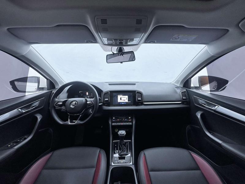 Skoda Karoq, 2022 — фото 10 из 12